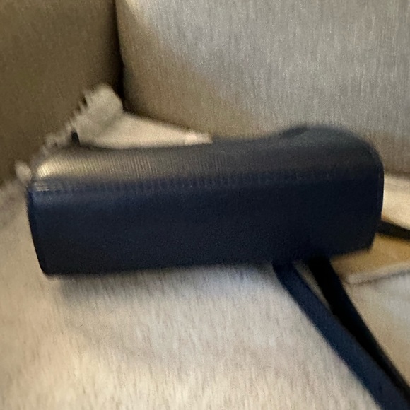 Michael Kors purse - Picture 4 of 5